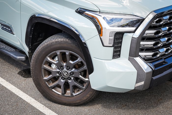 2025 Toyota TUNDRA Platinum