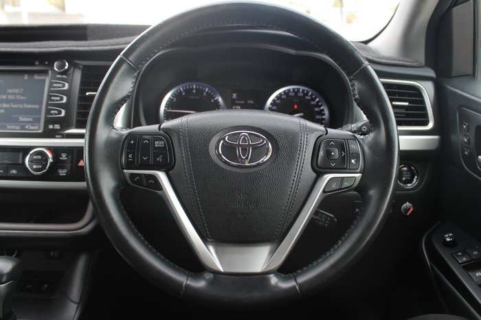 2017 Toyota Kluger Grande