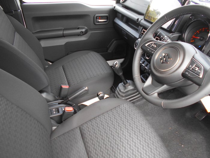 2025 SUZUKI JIMNY XL