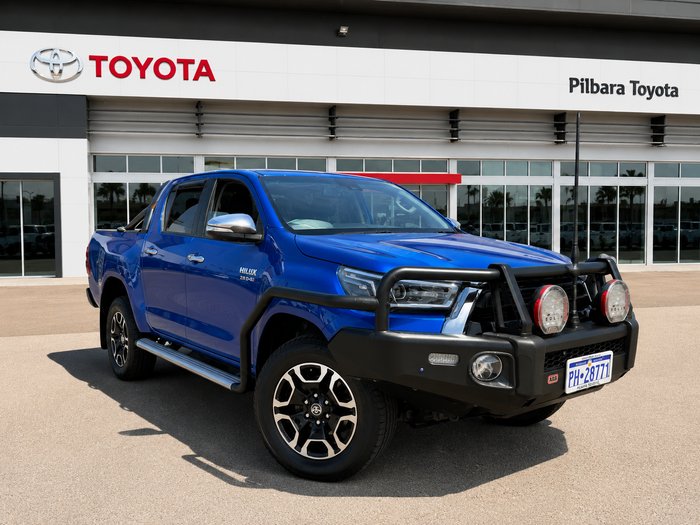 2022 Toyota Hilux SR5 Blue