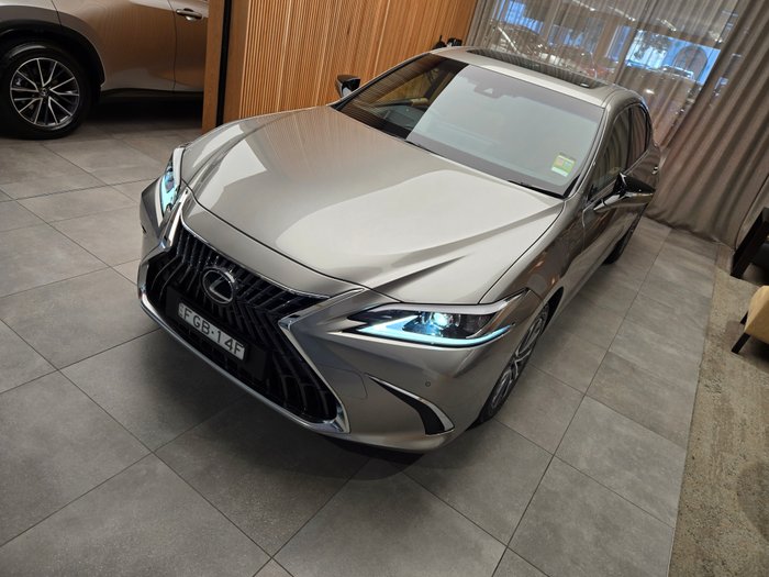 2023 Lexus ES ES250 Luxury