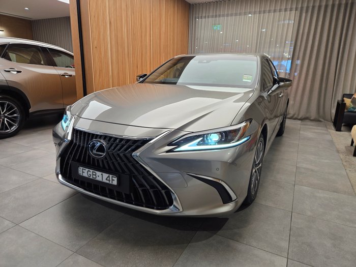 2023 Lexus ES ES250 Luxury