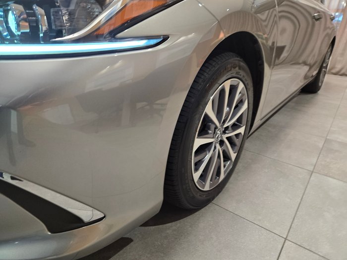 2023 Lexus ES ES250 Luxury