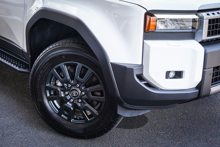2025 Toyota PRADO