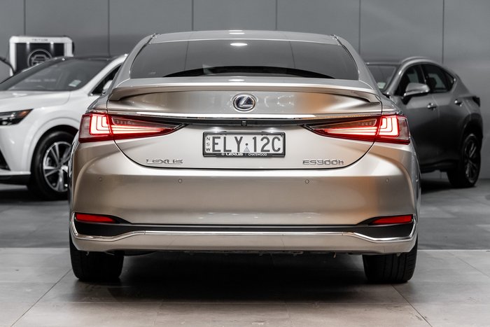 2020 Lexus ES300h Sports Luxury 2.5L Hybrid Auto CVT Sedan