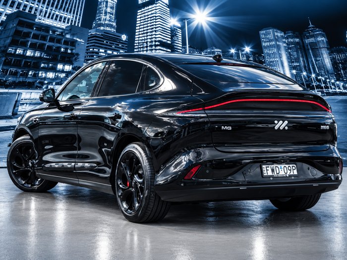 2025 MG IM6 Performance