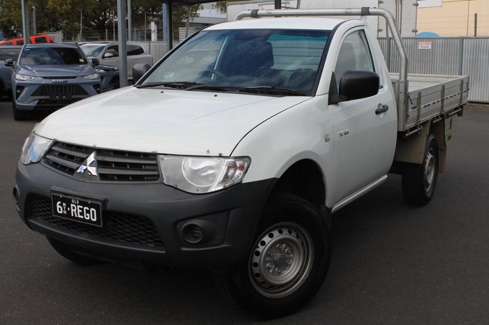 2014 Mitsubishi Triton GL