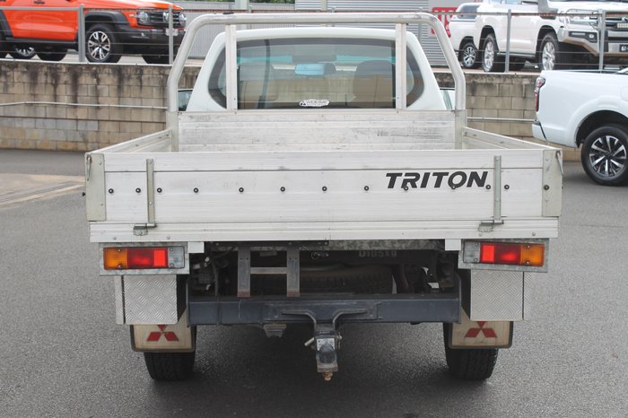 2014 Mitsubishi Triton GL