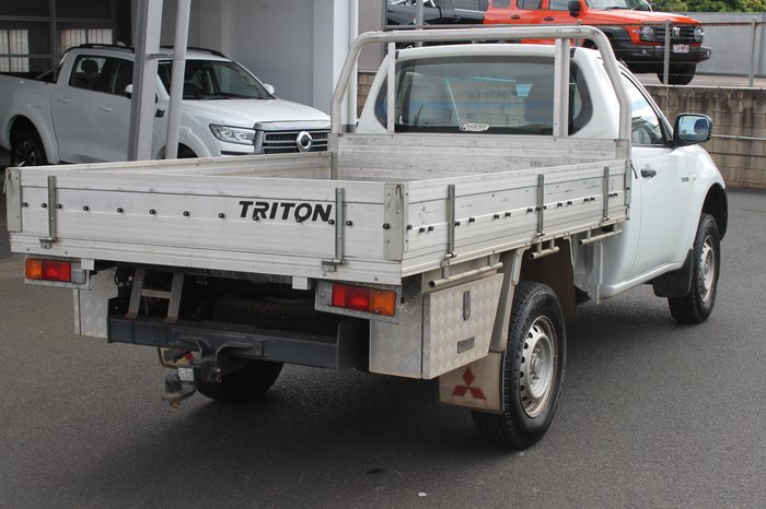 2014 Mitsubishi Triton GL