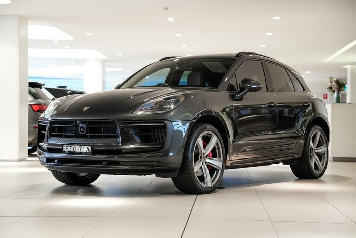 2022 Porsche Macan S