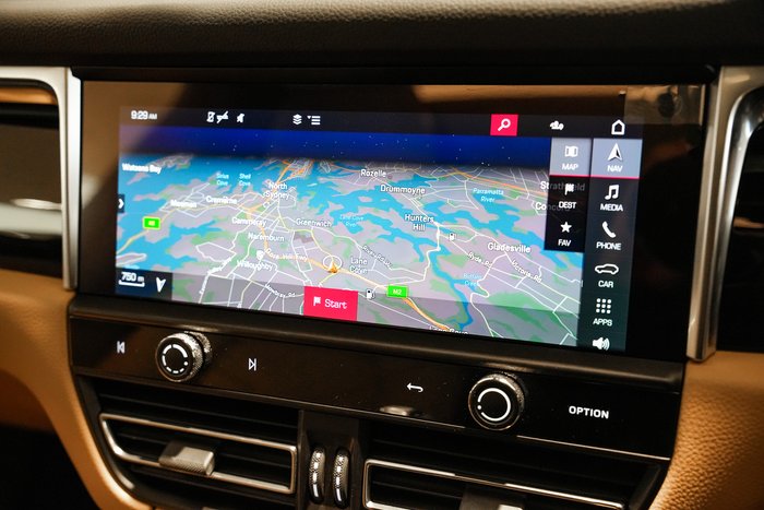 2022 Porsche Macan S
