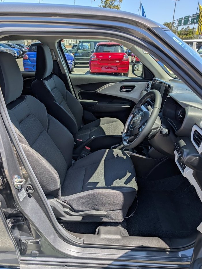 2025 SUZUKI SWIFT HYBRID GLX