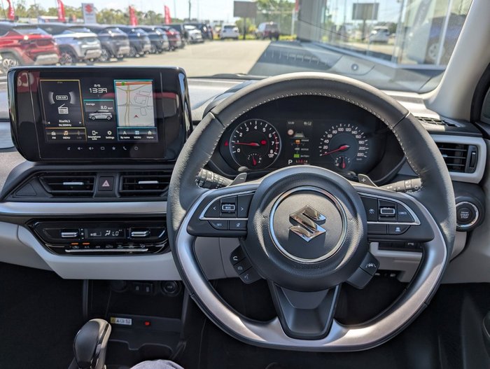 2025 SUZUKI SWIFT HYBRID GLX