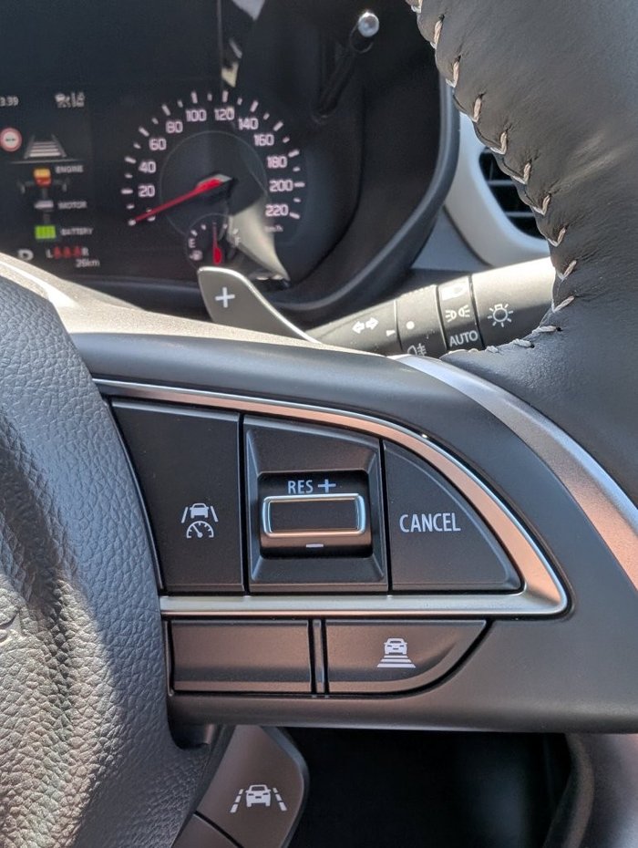 2025 SUZUKI SWIFT HYBRID GLX