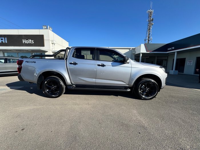 2025 ISUZU D-MAX LS-M XR