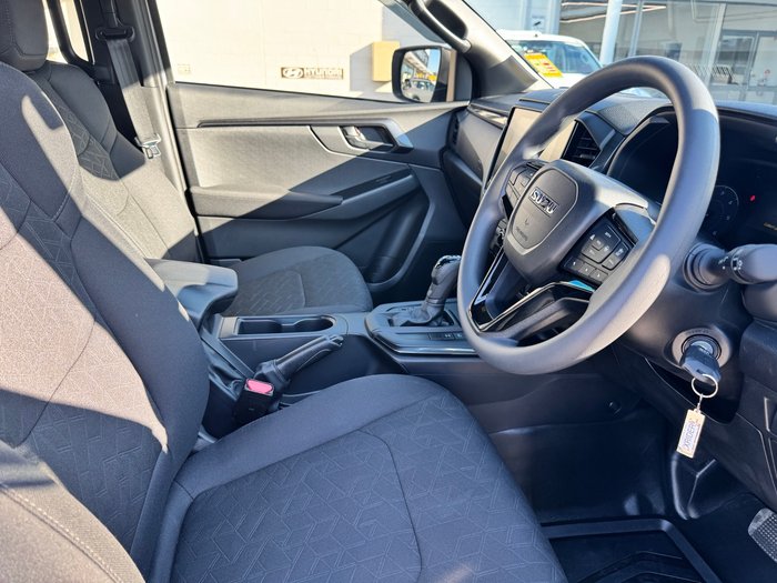 2025 ISUZU D-MAX LS-M XR