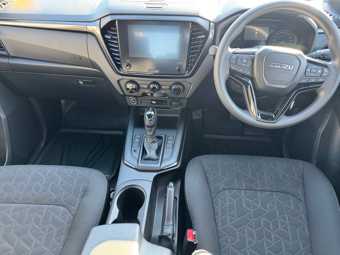 2025 ISUZU D-MAX LS-M XR