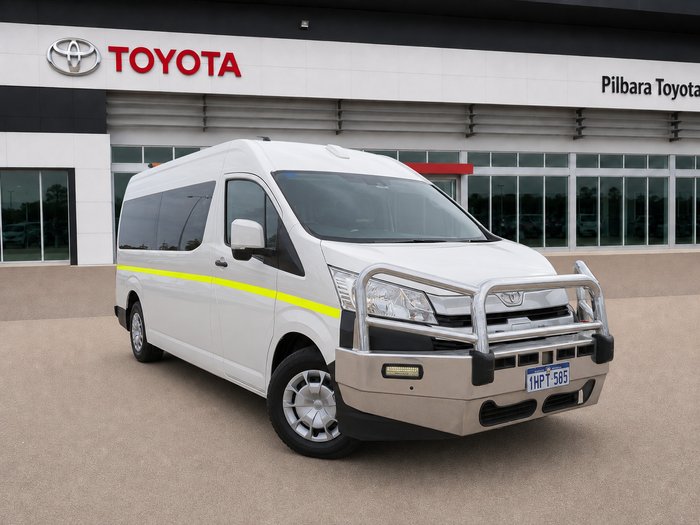 2022 Toyota HIACE