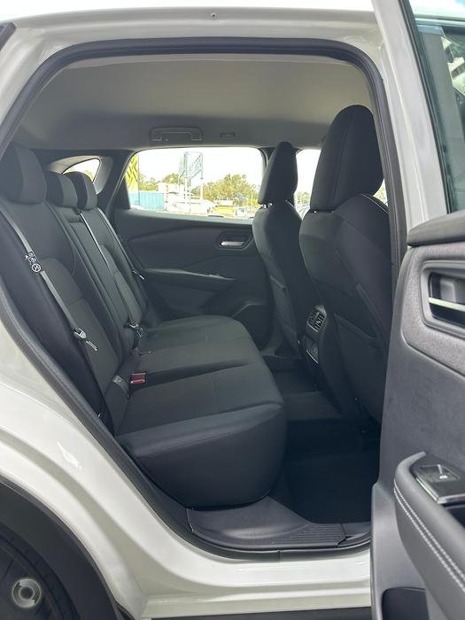 2025 NISSAN QASHQAI ST-L