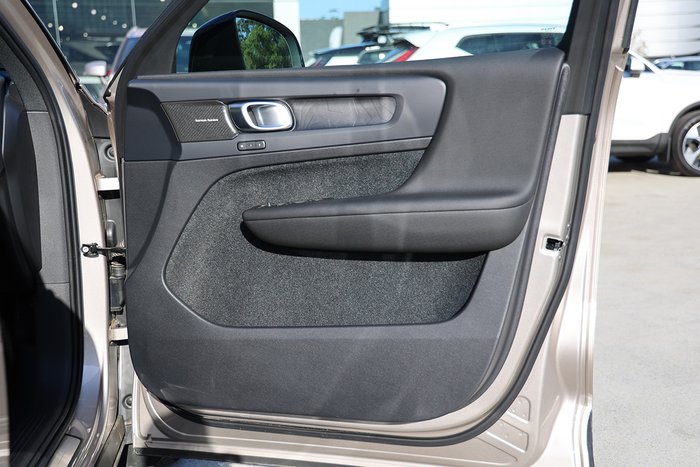 2023 Volvo XC40 Recharge Twin Pure Electric