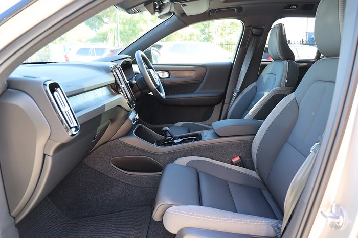 2023 Volvo XC40 Recharge Twin Pure Electric