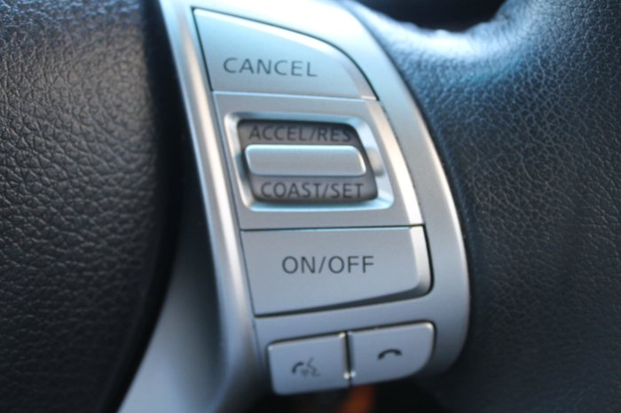 2016 Nissan Navara ST