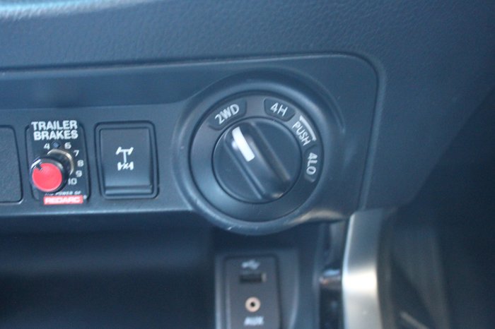 2016 Nissan Navara ST