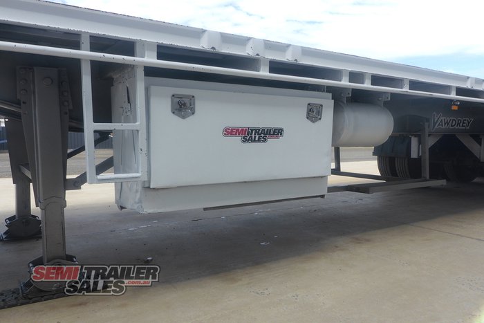 2005 Vawdrey Semi 22 Pallet Flat Top Trailer - RENTAL