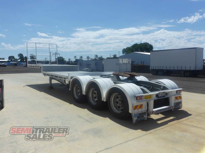 2010 Maxitrans Semi 12 Pallet Drop Deck - RENTAL