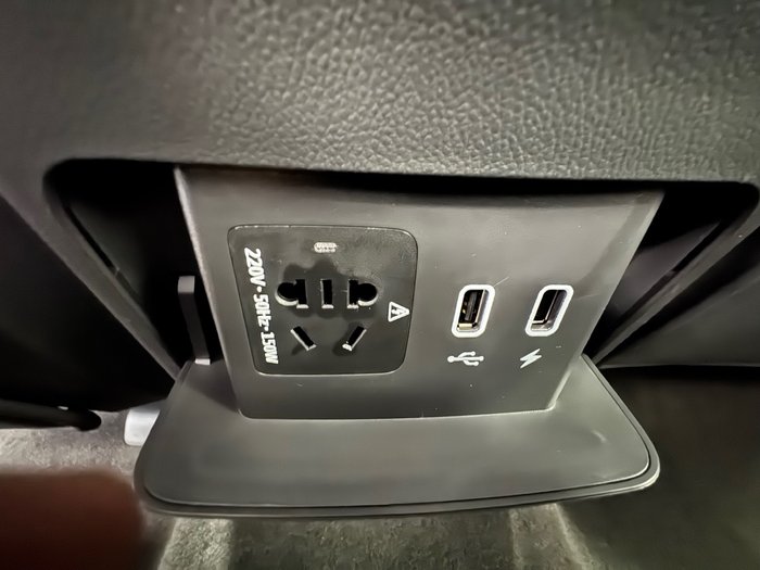 2025 LDV D90 Executive