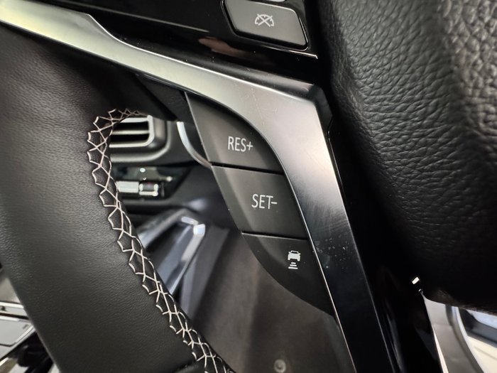 2025 LDV D90 Executive