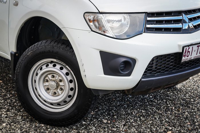 2013 MITSUBISHI TRITON GLX