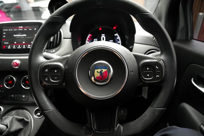 2020 Abarth 695 70 Anniversario