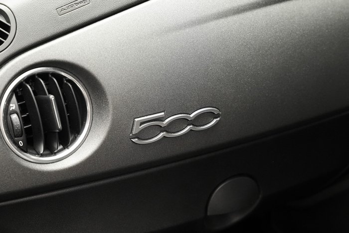 2020 Abarth 695 70 Anniversario