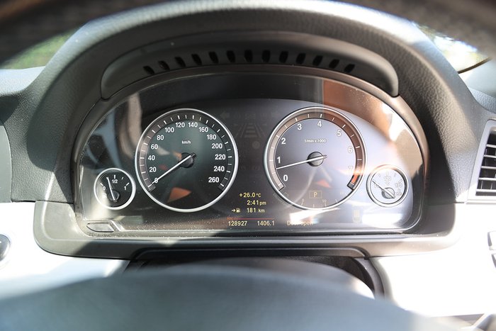 2010 BMW 5 Series 528i