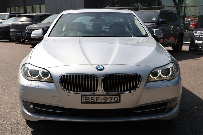 2010 BMW 5 Series 528i