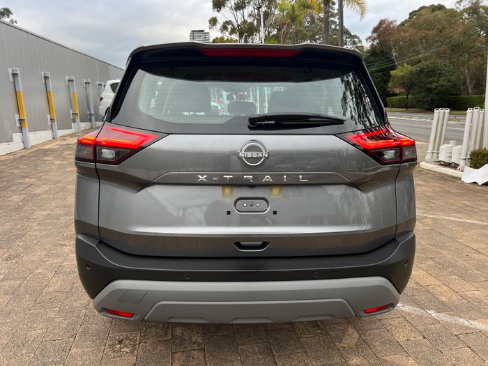 2025 Nissan X-TRAIL ST 2WD