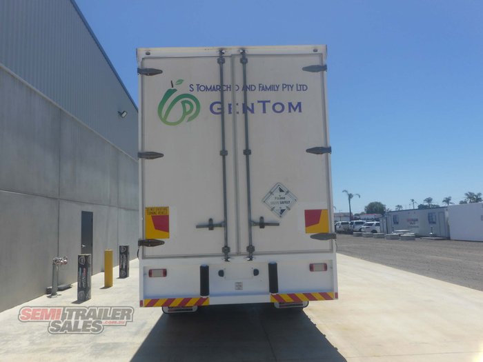 2011 CTS 10 Pallet Bogie Pig Curtainsider Trailer