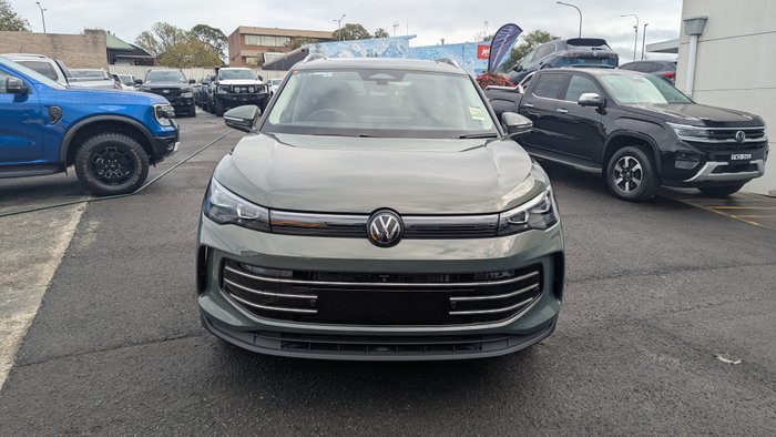 2026 VOLKSWAGEN Tiguan ELEGANCE