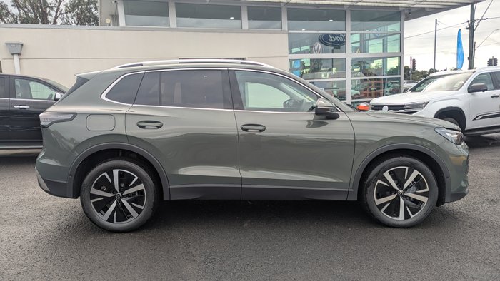2026 VOLKSWAGEN Tiguan ELEGANCE