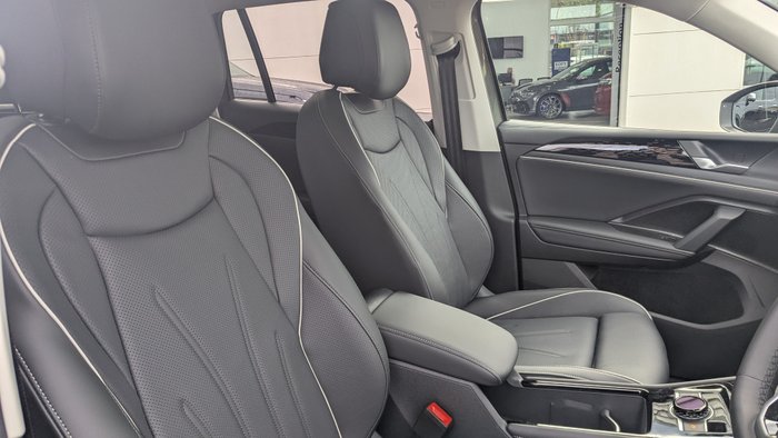 2026 VOLKSWAGEN Tiguan ELEGANCE