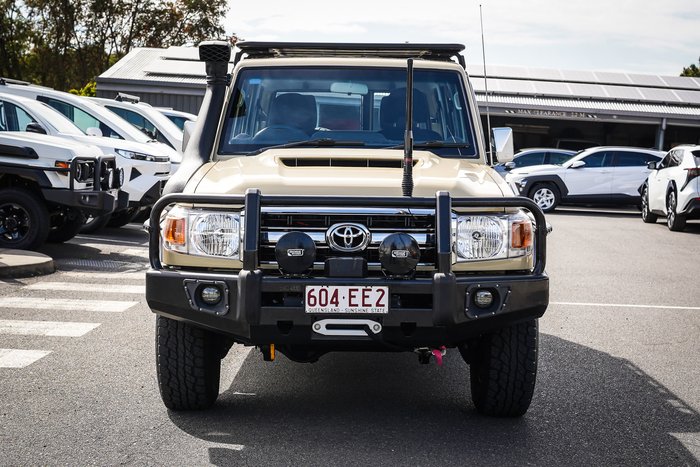 2022 Toyota LC MILITARY