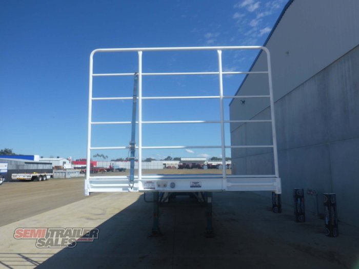 2010 Maxitrans 24 Pallet Flat Top