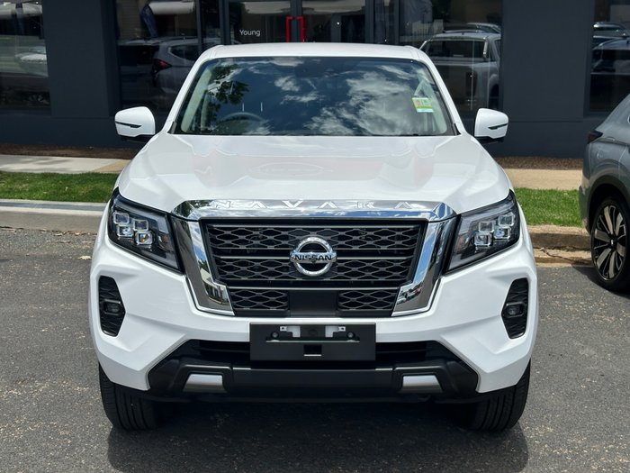 2025 NISSAN NP300 NAVARA ST