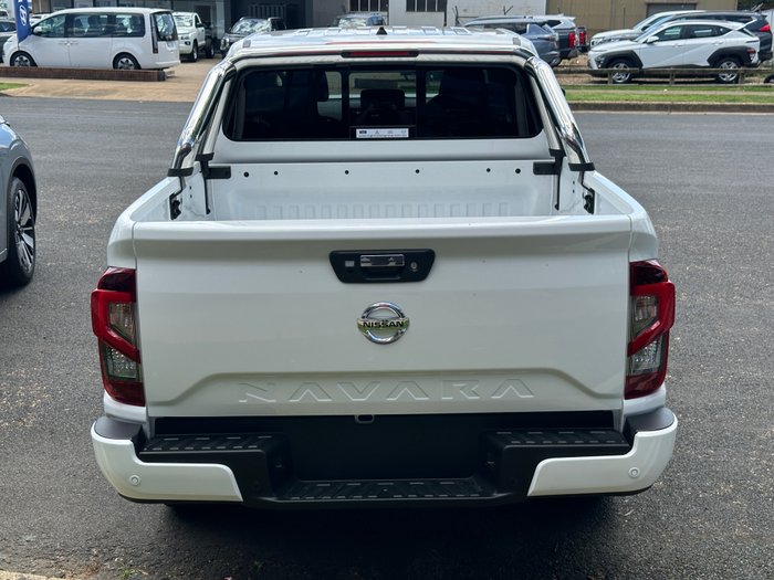 2025 NISSAN NP300 NAVARA ST