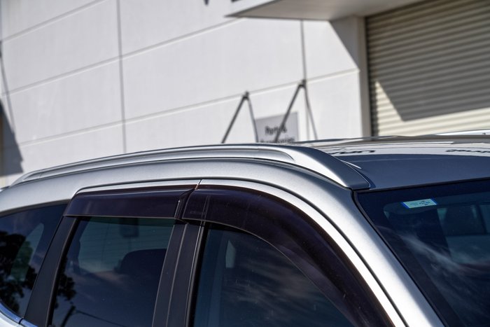 2016 Mitsubishi Pajero Sport GLS