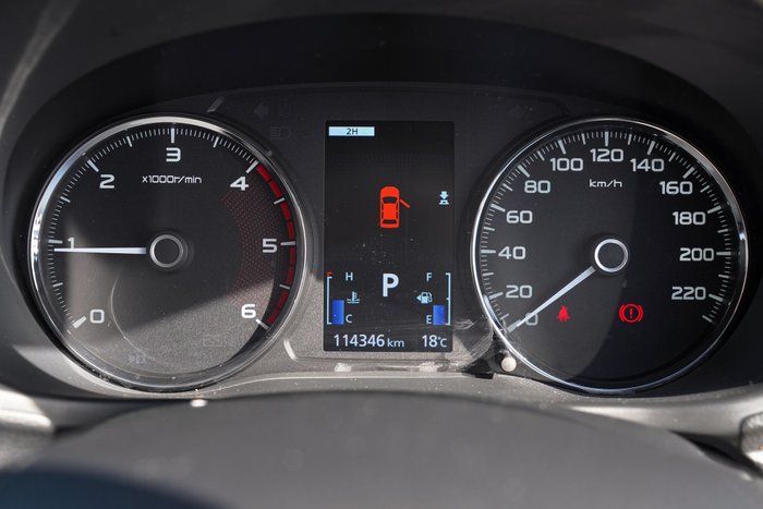 2016 Mitsubishi Pajero Sport GLS