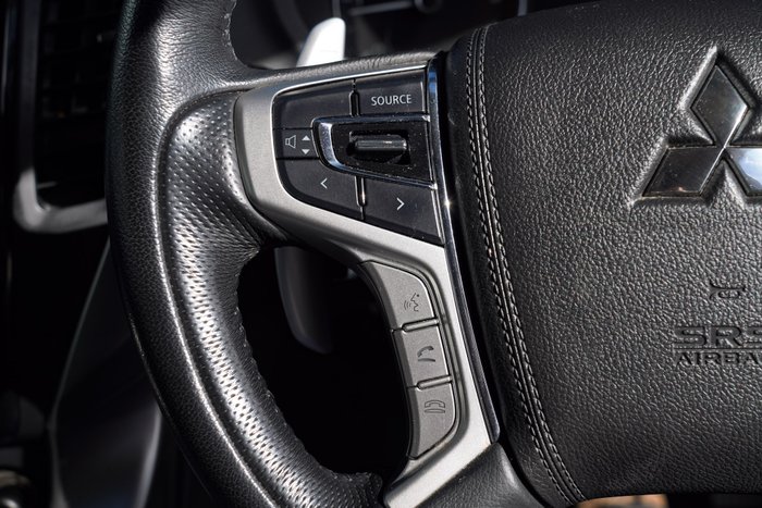 2016 Mitsubishi Pajero Sport GLS