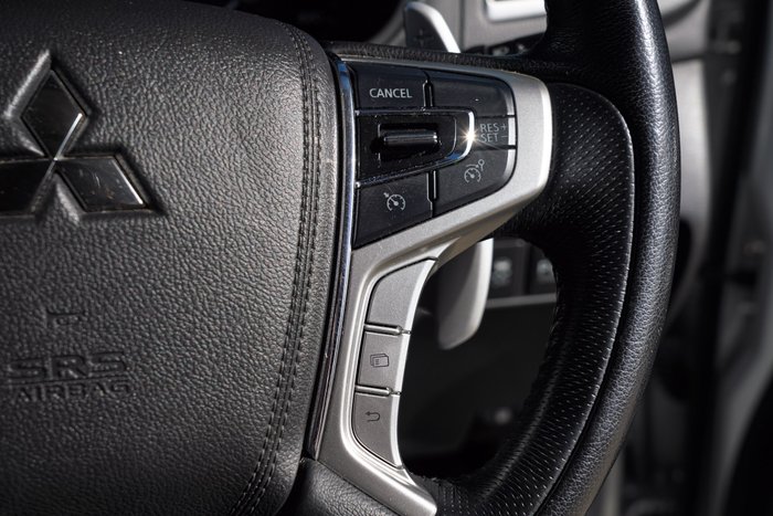 2016 Mitsubishi Pajero Sport GLS