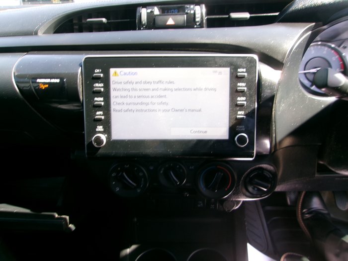 2021 Toyota Hilux 4x4 Hilux 4x4 SR 2.8L T Diesel Automatic Double Cab 2U76970 001